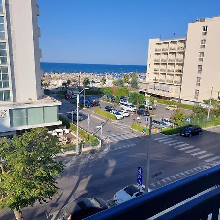 Global Hotel Rimini Extérieur photo