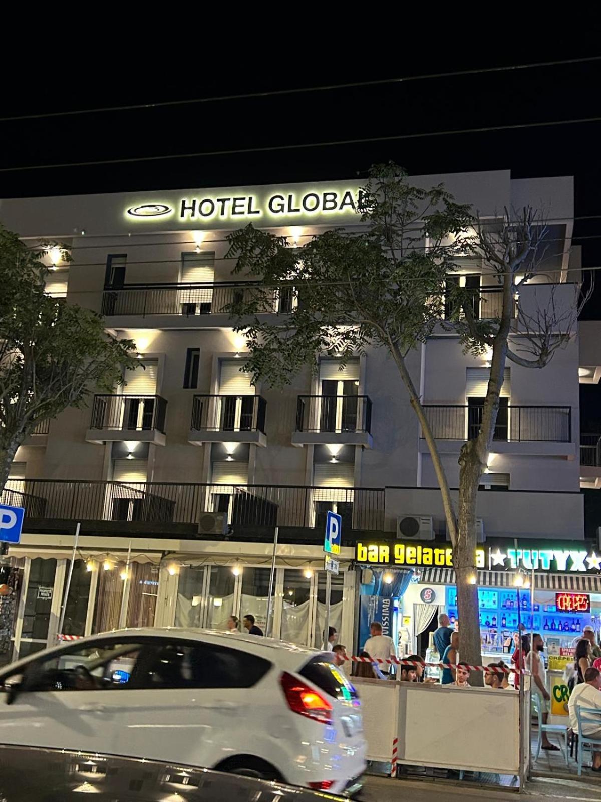 Global Hotel Rimini Extérieur photo