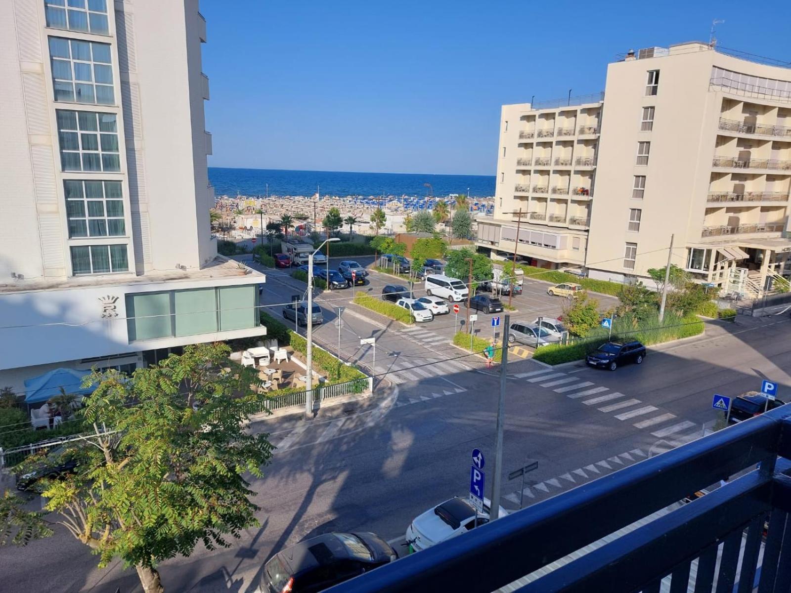 Global Hotel Rimini Extérieur photo